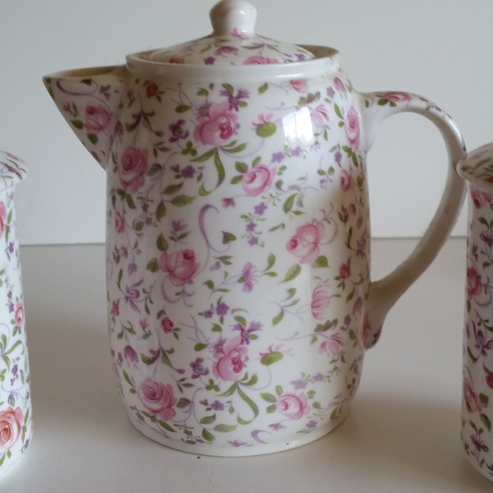 Fine bone china Tea service, rose chintz 8 pc set - Picture 2 of 13
